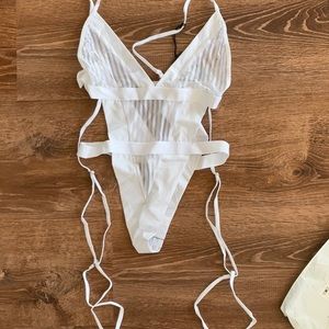 Bridal lingerie M/L white